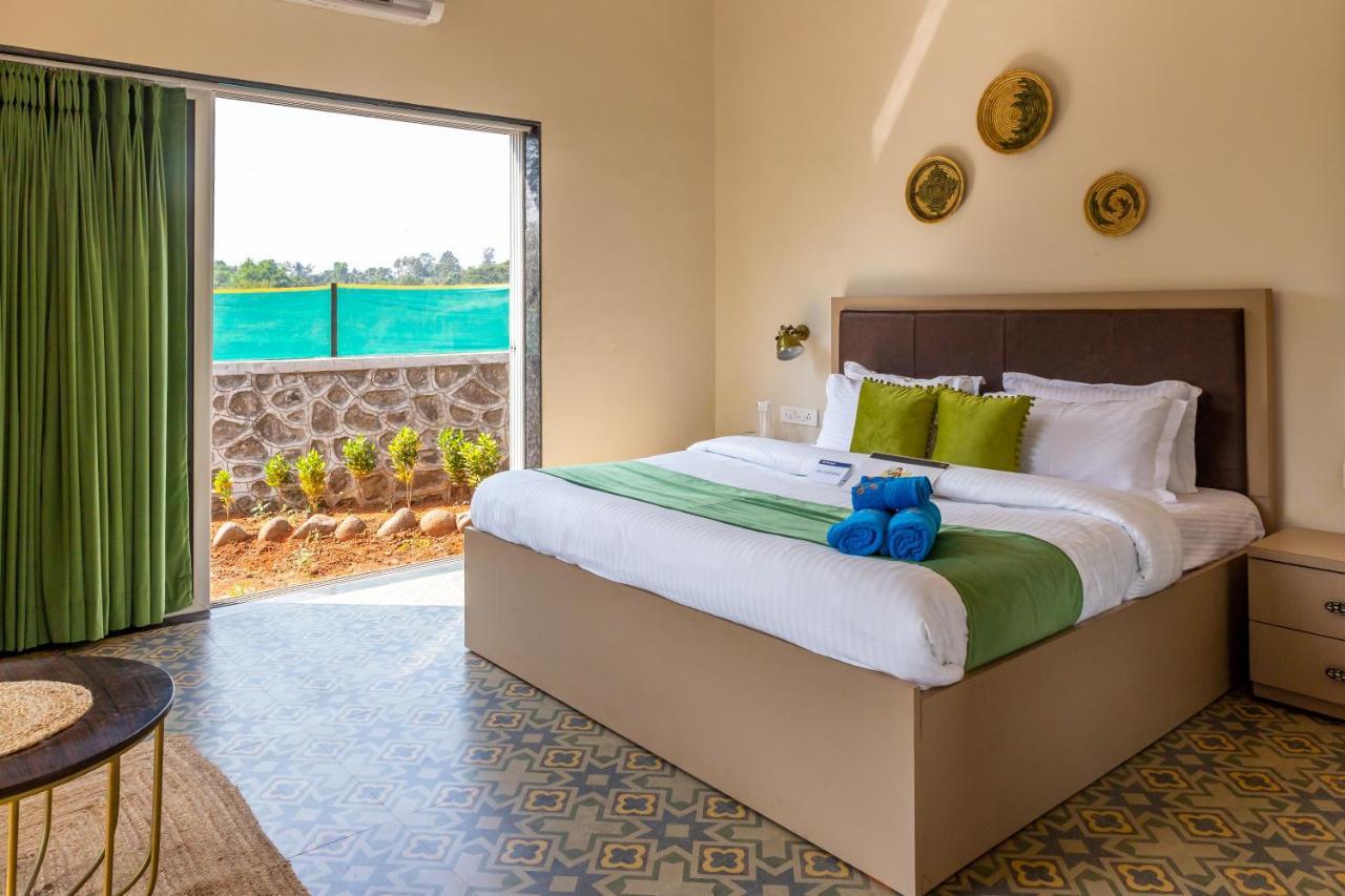 Saffronstays Apricus Farm, 카르자트 외부 사진